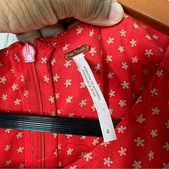 Free People Floral Print Front Scoop Neck Sleeveless A-Line Mini Dress size 4 - Picture 5 of 5